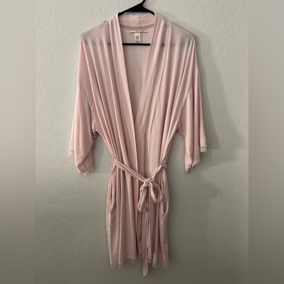 Victoria’s Secret Pink Kimono Robe M/L Lace Trim Belted Lounge Sleepwear Wrap - Picture 1 of 8